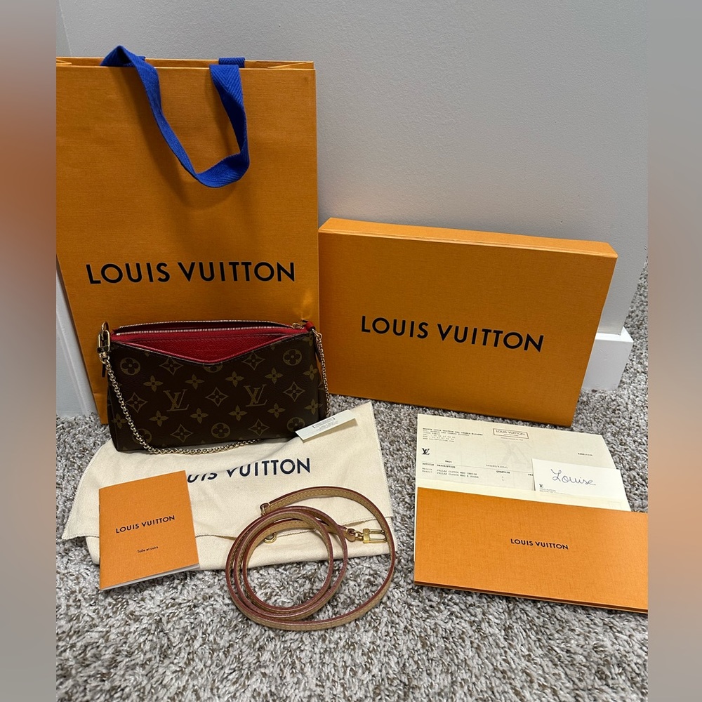 Louis Vuitton Pallas Clutch, in giftable condition